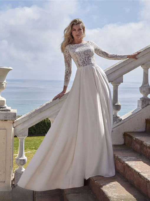 Vestido de novia corte en A para boda en playa - Pronovias 2026
